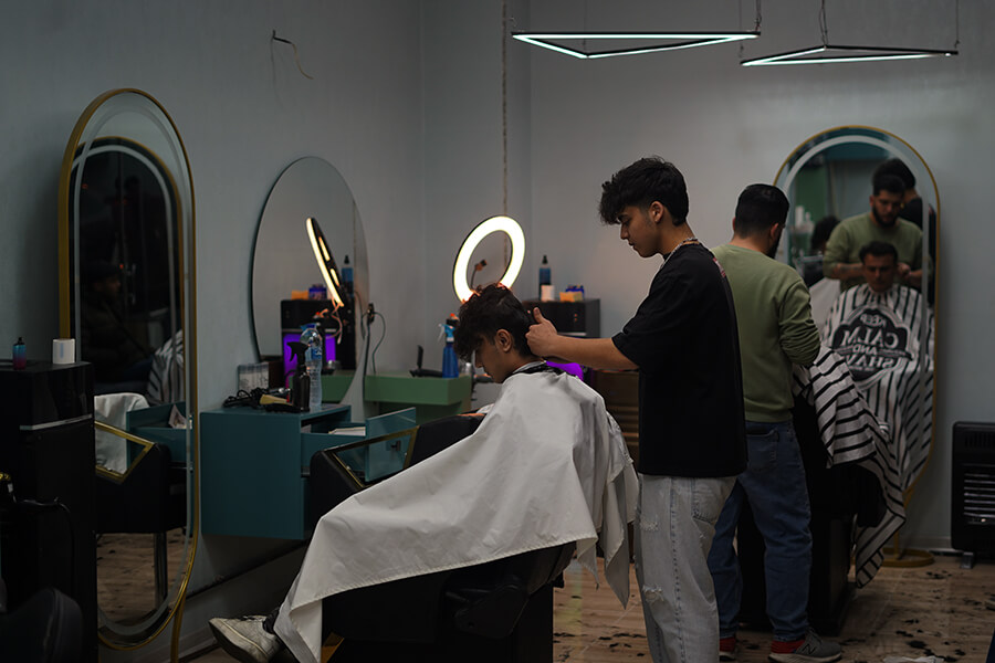 پیرایش آکو مرزداران تبریز سالن