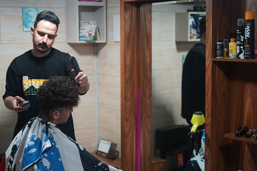 پیرایش کارن ویلاشهر تبریز سالن